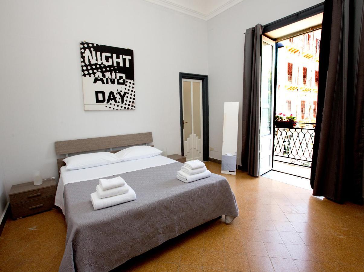 Giachi Friendly Rooms Alla Stazione Palermo Bagian luar foto